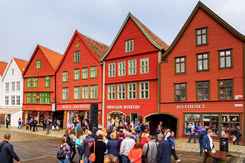 Norsk kulturarv – hvorfor det er viktig å ta vare på våre tradisjoner